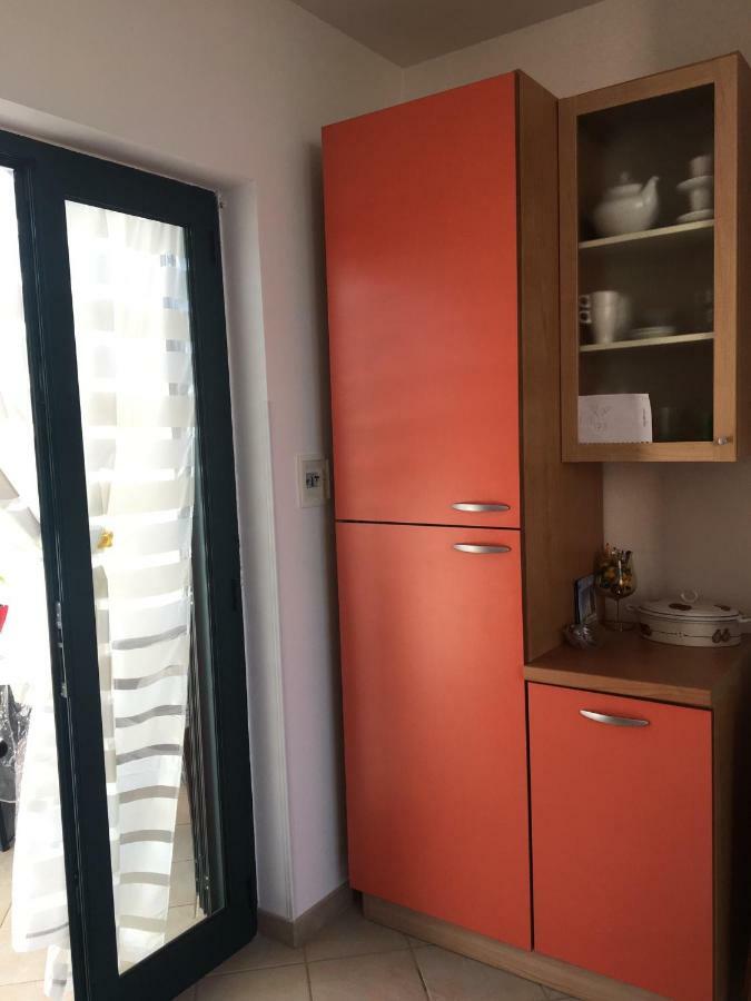 טורה סנטה סאבינה Villa Irene מראה חיצוני תמונה