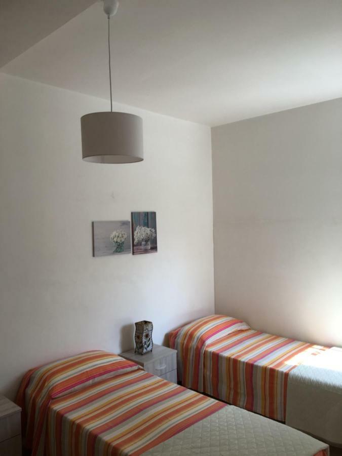טורה סנטה סאבינה Villa Irene מראה חיצוני תמונה